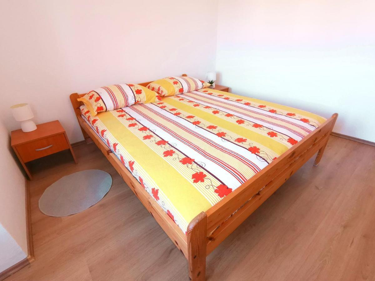 Apartment Marcelo ポメル エクステリア 写真